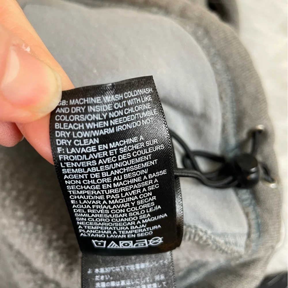 The North Face hybrid Black and Gray Pullover hoodie large